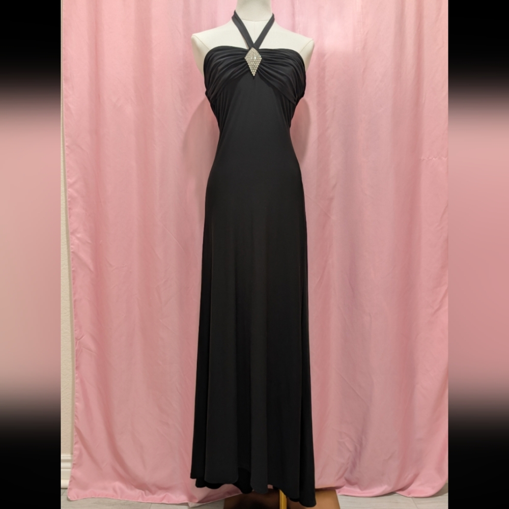 B. Smart Black Floor Length Halter Gown (Vintage Size 5/6, Modern Small)